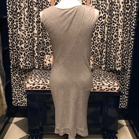 DVF Silk and Viscose Sleeveless Casual Dress - Picture 3 of 7